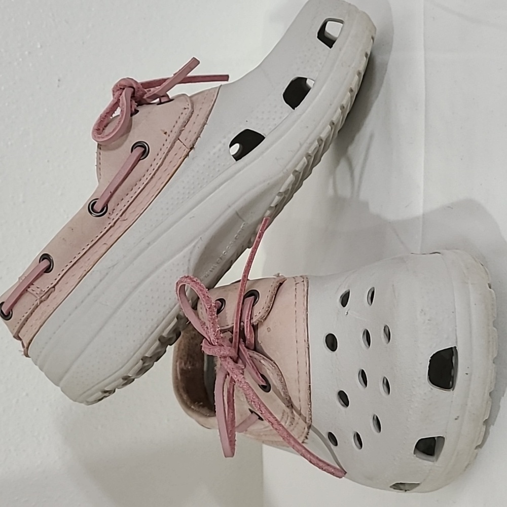 CROCS ISLANDER SPORT UNISEX SIZE W9 M7.